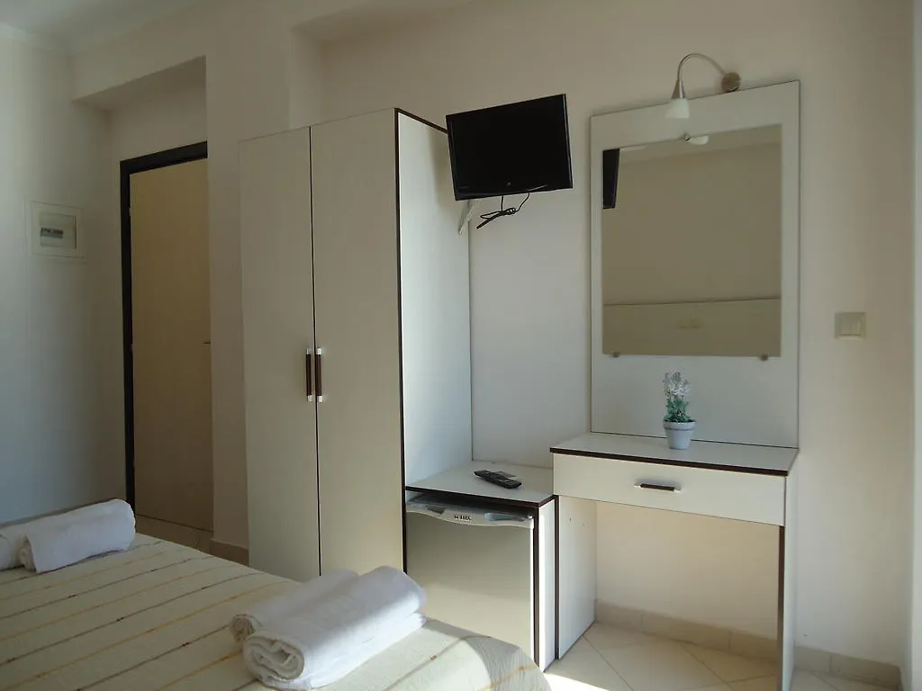 Rondos Hotel Himarë