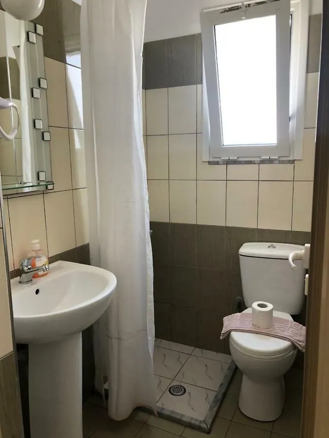 Rondos Hotel Himarë